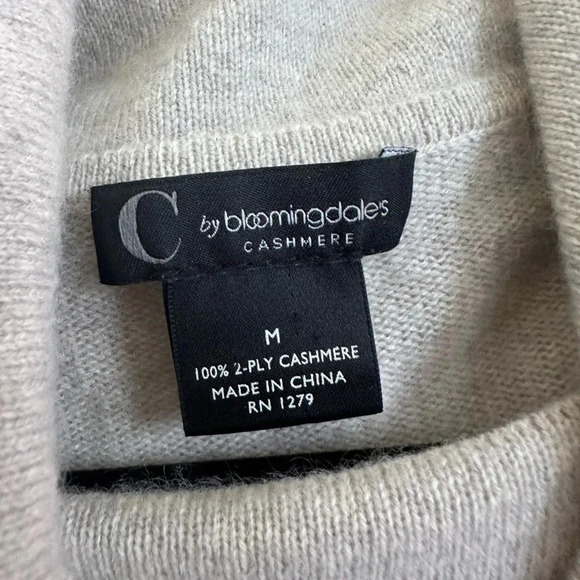 C by Bloomingdale’s 100% 2 ply Cashmere Cowl neck sweater gray size M - Picture 4 of 12